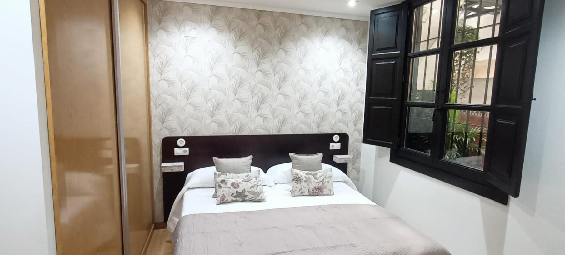 Apartamentos Alma Granada Luaran gambar