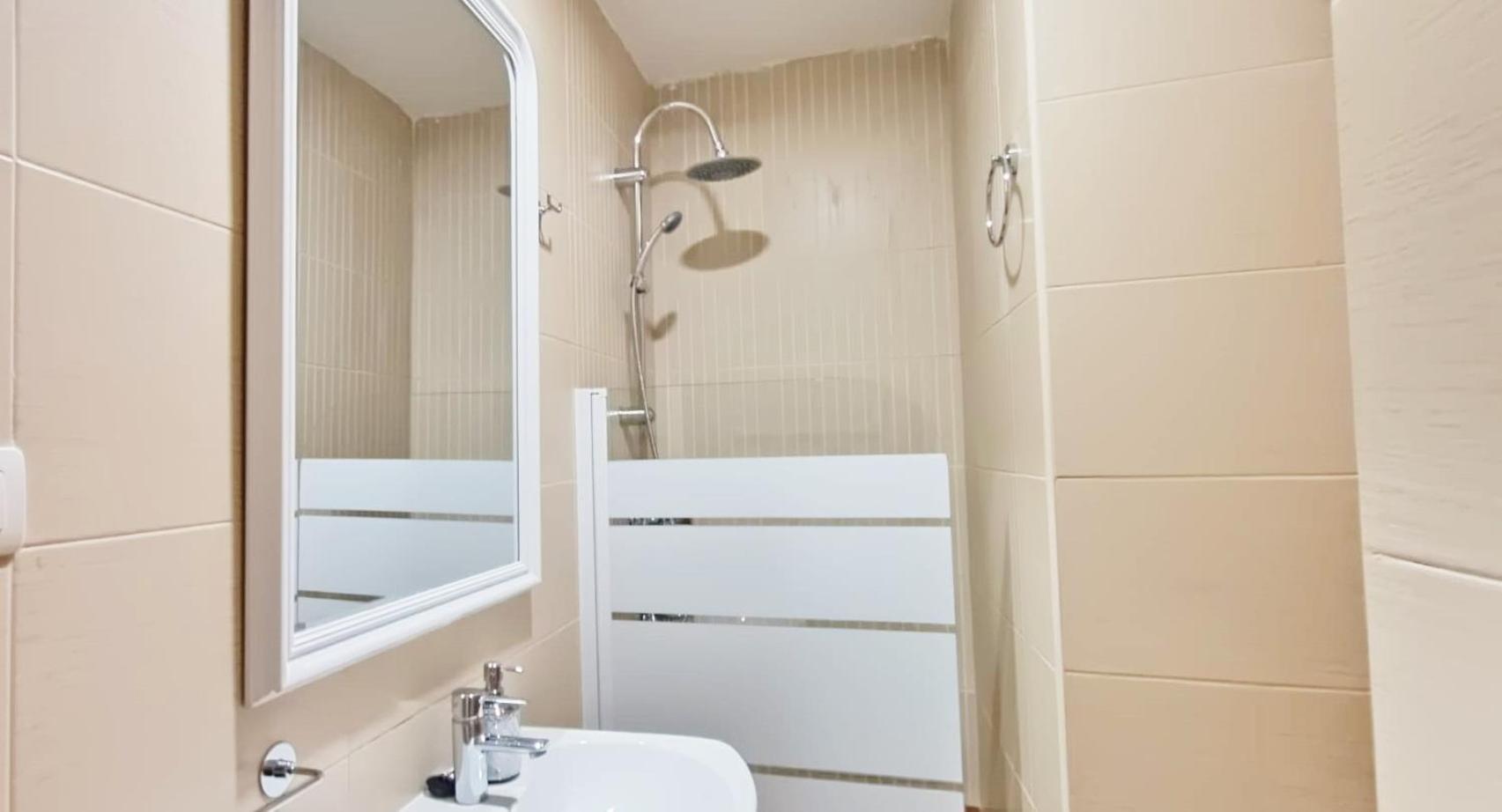 Apartamentos Alma Granada Luaran gambar